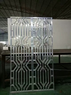 望謨鏤空鋁板的性能特點分析